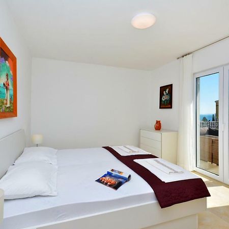 Apartment Reljic Seget Vranjica Esterno foto