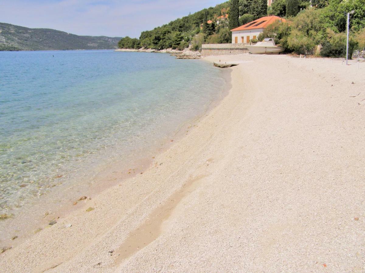 Apartment Reljic Seget Vranjica Esterno foto